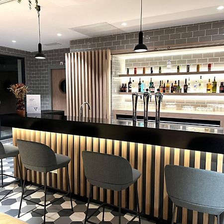 Holiday Inn Express Paris - Poissy By Ihg מראה חיצוני תמונה