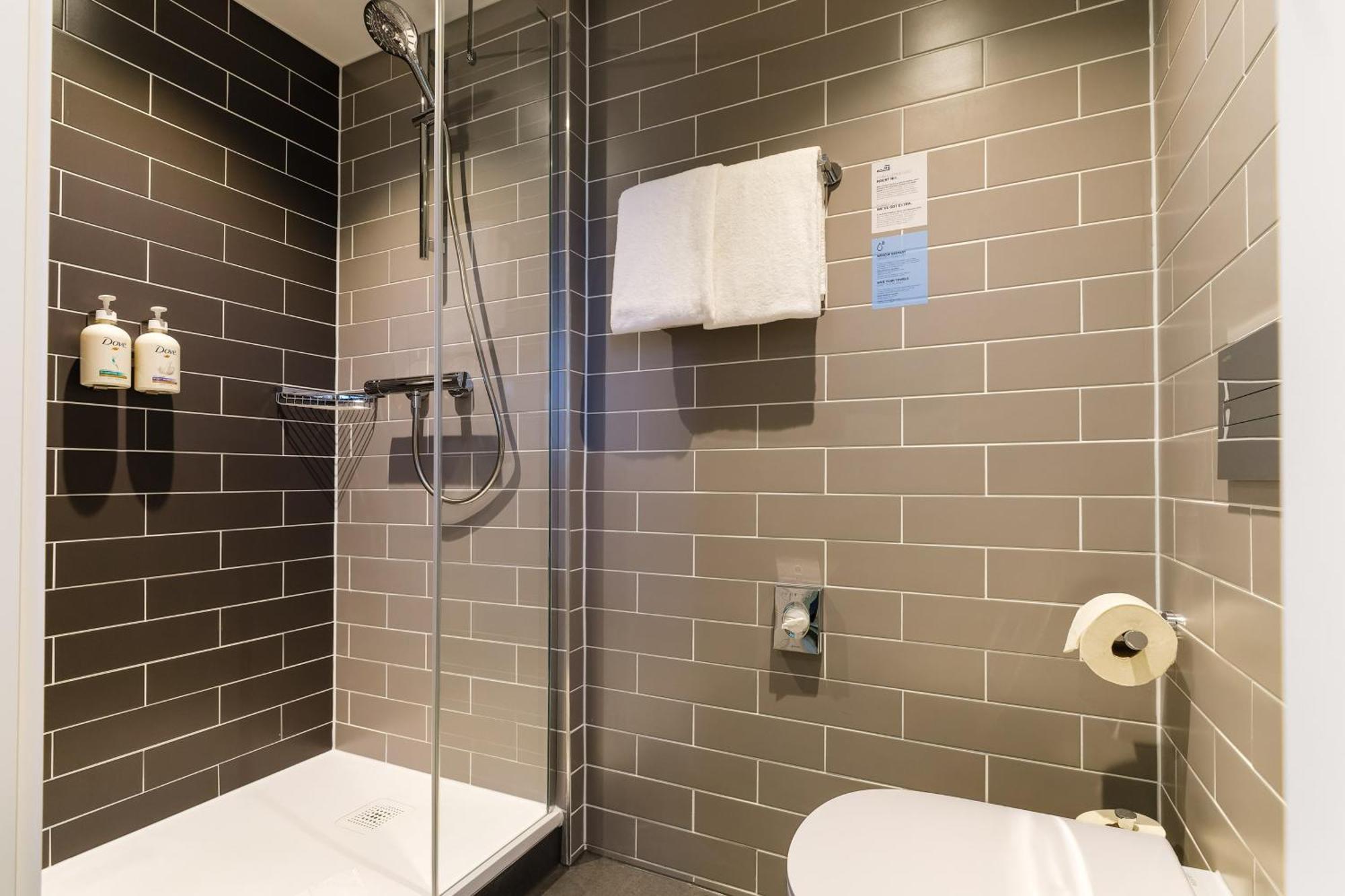 Holiday Inn Express Paris - Poissy By Ihg מראה חיצוני תמונה